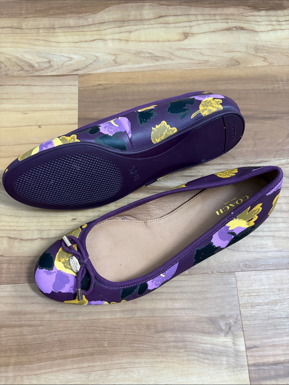 Coach Purple Floral Canvas Ballet Flats with Bow Accents - Picture 2 of 10